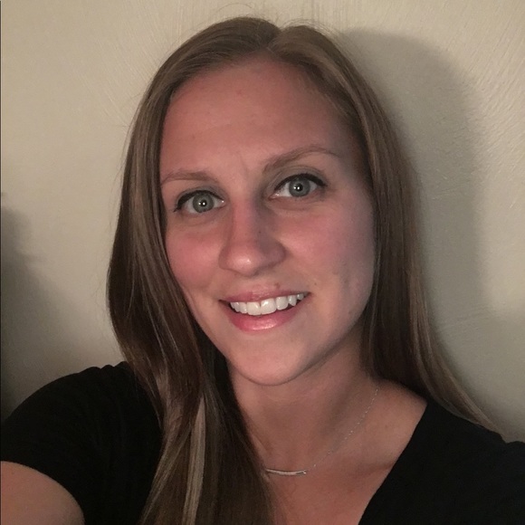 Meet your Posher, Cassie - Picture 1 of 1